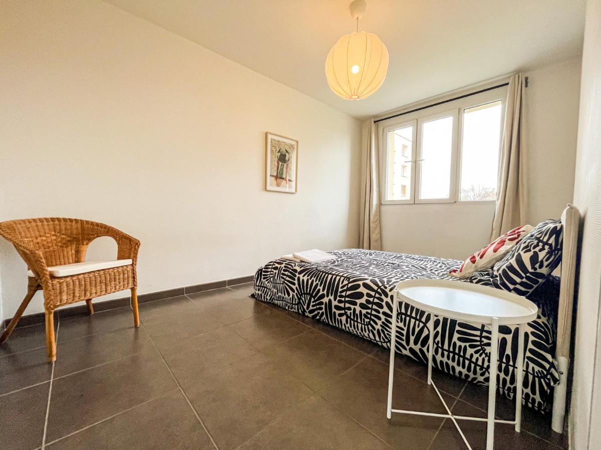 Suite Fanette Vénissieux Kültér fotó